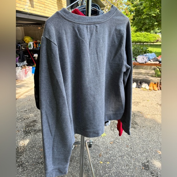 Sunday Best from Aritzia grey medium sweatshirt. - Picture 2 of 2